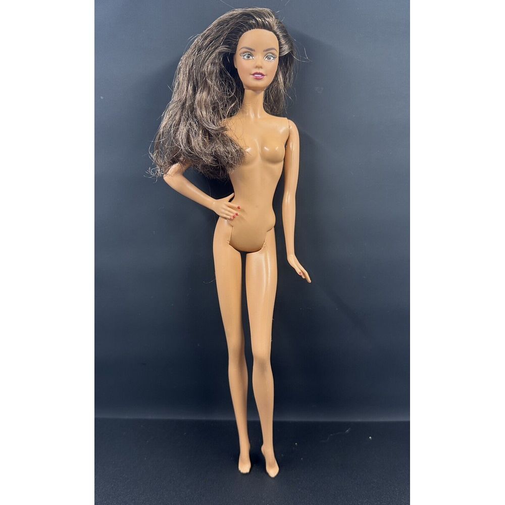 Barbie Holiday Derby Aphrodite Head Doll Model Muse 2020 GHT56 Brunette Hispanic